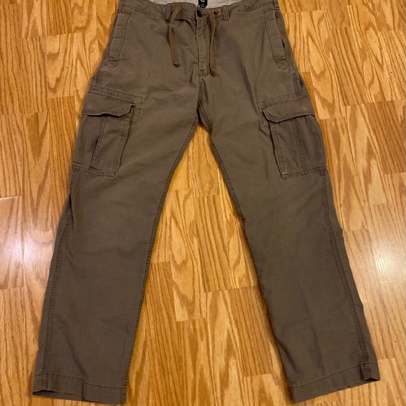 Gap men’s cargo pants